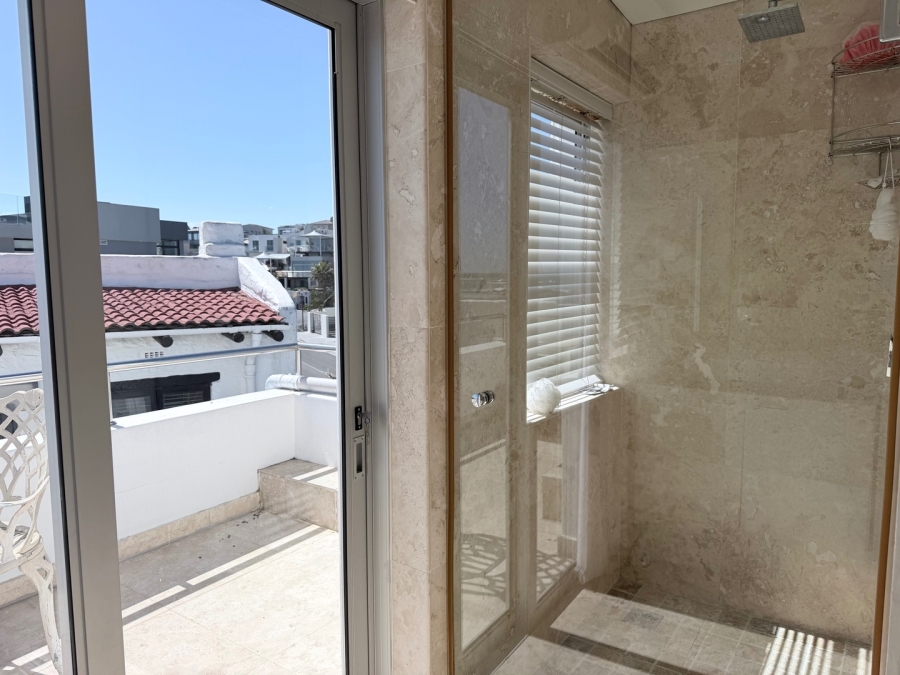 7 Bedroom Property for Sale in Bloubergstrand Western Cape